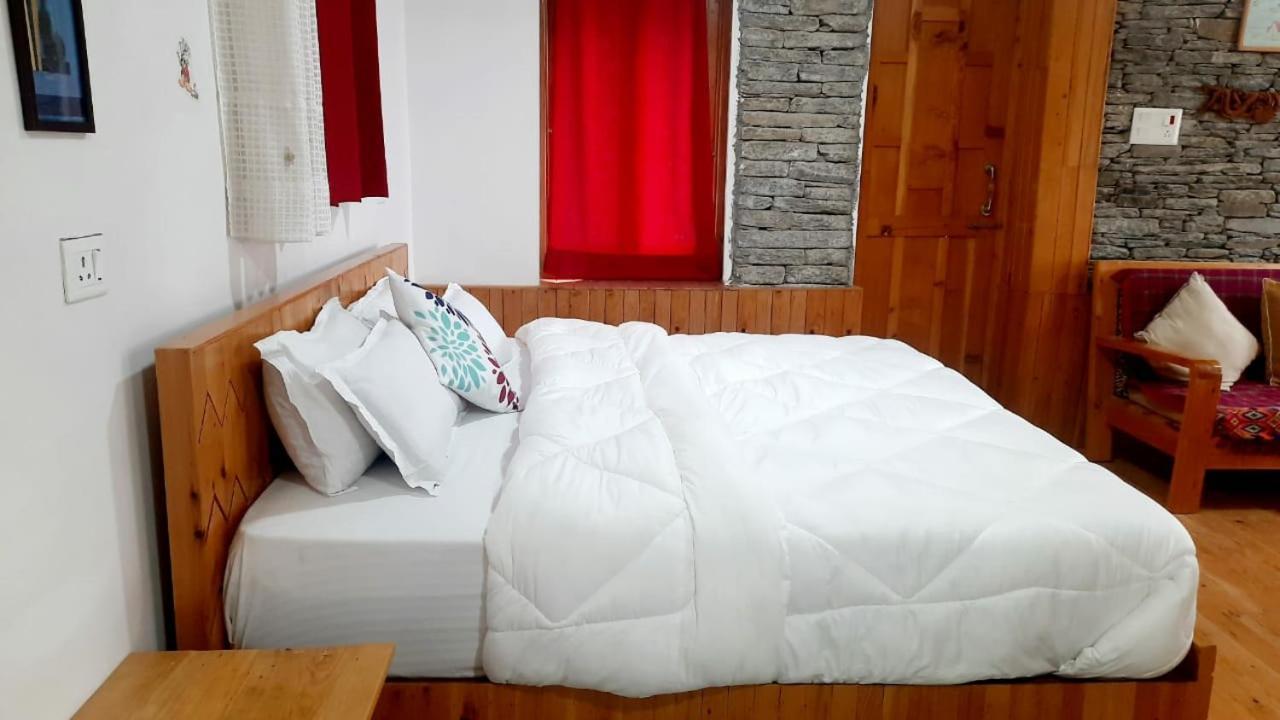 Ishan Log Huts-A Boutique Home Stay Banjar Ngoại thất bức ảnh