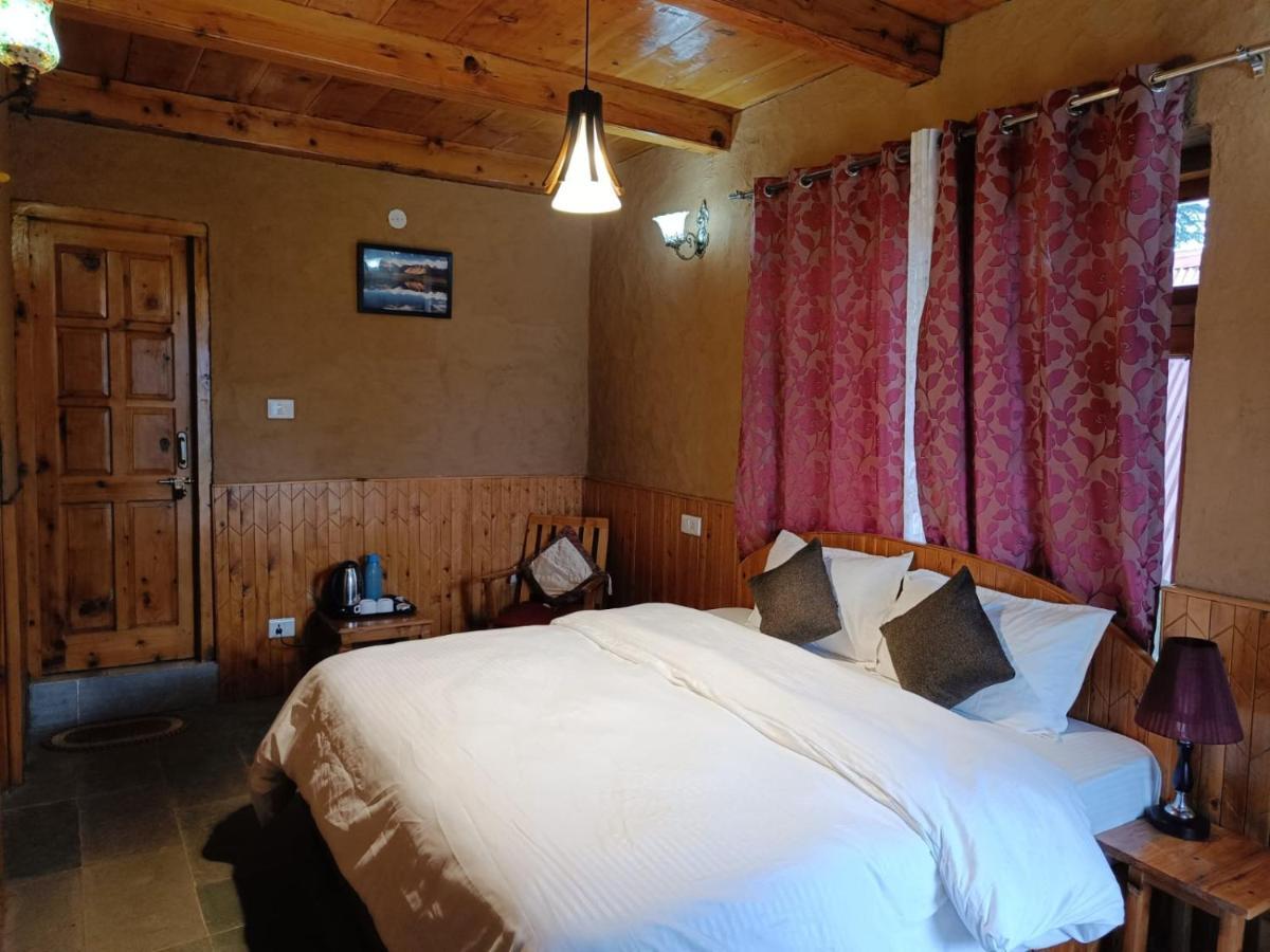 Ishan Log Huts-A Boutique Home Stay Banjar Ngoại thất bức ảnh