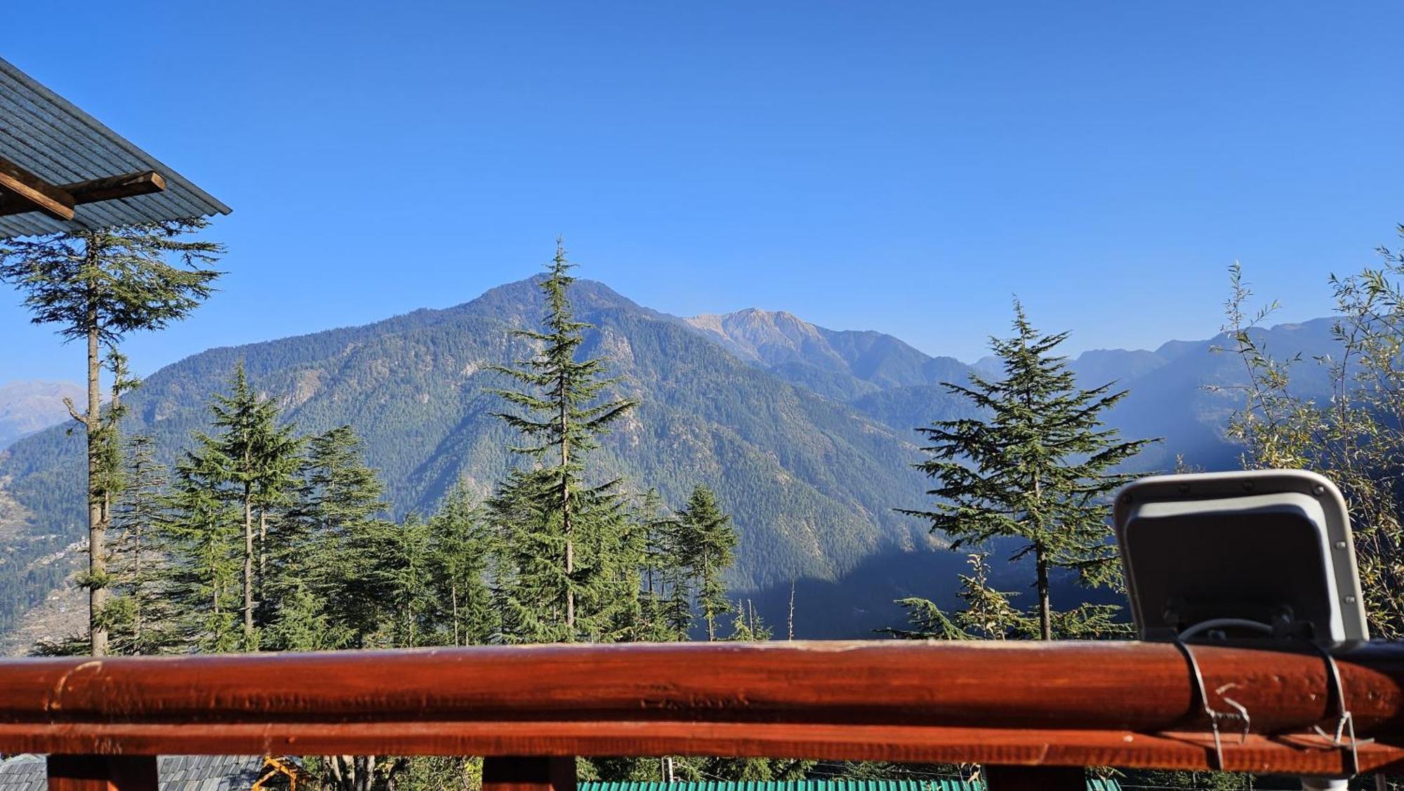 Ishan Log Huts-A Boutique Home Stay Banjar Ngoại thất bức ảnh